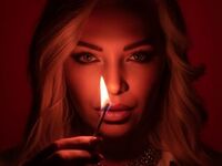 hot cam girl spreading pussy Anelise
