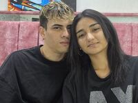 livesex webcam MadindonAndRobin