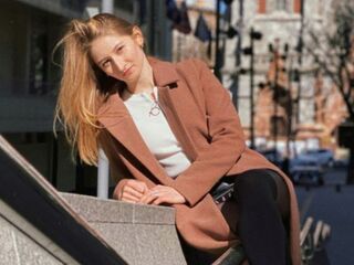 fingering cam girl video KaterineKoen