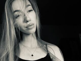 webcam picture NikkiTenerovich