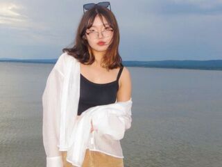 teaser webcam NobukoCheeks