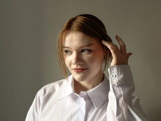 beautiful girl PerlaDezern