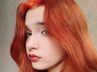 girl naked SiuFregeau