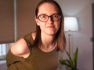 camgirl spreading pussy SusanMcDonald