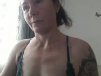 Sunt o persoană deschisă la minte, empatică și curioasă, îmi place mereu să încerc lucruri noi, experiențe noi. Am o minte murdară mereu gata să condimenteze lucrurile, să mă joc cu mine și să-mi stimulez imaginația sunt câteva dintre activitățile mele preferate. Ce-mi place cel mai mult: sunt o doamnă adevărată care adoră să fie respectată de bărbați aici și peste tot. Îmi place să socializez cu oameni politicoși și ador să fiu venerat și dorit de tine. Îmi place să flirtez și să fiu flatată de bărbați drăguți și politicoși, care știu să trateze o doamnă ca mine și să primească o mulțime de complimente. Sunt o femeie foarte obraznică, căreia îi place să-și mulțumească bărbatului și ei înșiși, îmi place să-ți îndeplinesc toate fanteziile urâte, îmi place să râd, să-ți ofer un vibe pozitiv și să fac ședințele noastre speciale. Sper că experiența de pe aceste site-uri mă va face să mă bucur, să râd și să învăț mai multe lucruri de la tine, vreau să împărtășesc experiențele mele cu tine și chiar sper că te vei simți liber să le împărtășești și pe ale tale cu mine.