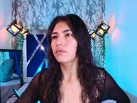 Playful, mischievous, and eager to connect. I like to get to know those who stay, chat without rushing, and share interests... because the best experiences begin when we decide to stay a little longer.