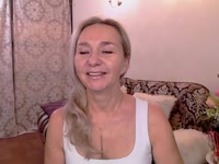 I am cheerful, passionate, gentle, playful. I love to look at a man and excite him. I am happy to demonstrate fetishes of clothes (leather, latex, stockings, underwear) and shoes (heels, sandals, shoes, boots...)Je suis joyeuse, passionnée, douce, joueuse. J