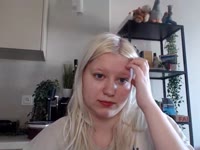 Sweet but not boring. Calm but curious.Come talk to me — maybe we’ll create our own little world here ?