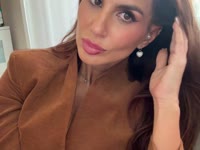 35, elegant, and full of life. I believe true seduction happens in the mind, not on the screen. My shows are 100% non-nude and strictly non-explicit. Expect engaging conversation, playful flirting, and a genuine connection. If you9re looking for a digital companion, not a performance, you9ve found your girl