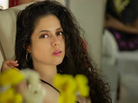 a girl who enjoys two things, the connection in sex and money...a perfect mix!!!
passionate, erotic, sexy...don