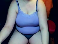 I am a nice sweet horny girl love to horny and enjoy