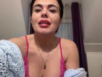 Are you ready for a dive? A deep and long one? I wanna discover the depths of your desires, all those "unreal" and "seemtobeimpossible" fantasies of yours...  I wanna be the light in the darkest corners of your soul, those can be revealed to me with no fear to be judged or misunderstood. Who are we to hide or fight our demons? Let them out of the shelter, I bet they would love to meet me ;)