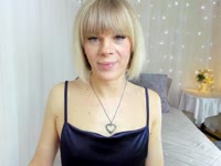 Hi, I am Goddess Alice your guiding star in a world of warmth, care and inspiration.

With me you