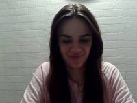 I am a sweet, open and sociable girl who loves to have fun and remember it forever.