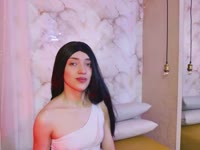 I am Michael Rose, a flirtatious, natural girl with an energy that captivates from the first moment. I like to create a real connection, play with the look and let the desire flow little by little. I can be tender or daring, sweet or wild, depending on what each moment with you awakens in me. If you are looking for an authentic, fun and sensual experience, with me you will find the perfect balance between fantasy and closeness.