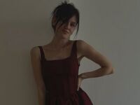 naked girl with webcam masturbating with vibrator DiedreNiquette
