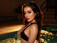 naked webcamgirl video LiliDavison