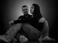 couple bedroom sex webcam HarryAndHanna
