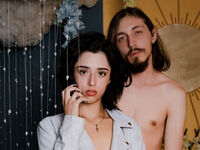 live sex webcam show JunnaAndKurt