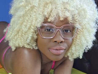 bdsm camslut AkeliaHampson