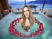 naked camgirl gallery AlisMarton