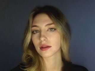 naked cam AmyHuckabey