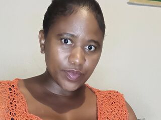 naked camgirl masturbating with vibrator BuhleSmith