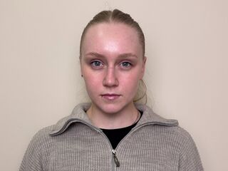 naked girl with webcam fingering pussy CarolMelser