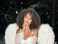 naughty web cam CelineCherie