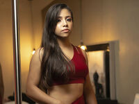 hot cam girl fingering shaved pussy CloheBell