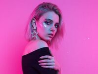 cam show DaiseyNovotny