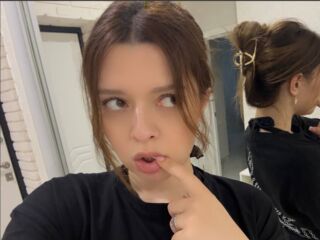 adult webcam chat room DevonaChurchey