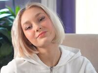 girl cam nude ElaynePestone