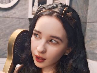 naked girl with live cam EliseGianola