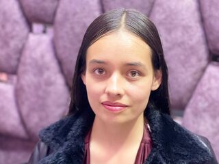 kinky cam video IssaMontenegro