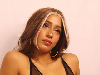 cam chatroom JadeKeim