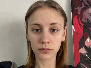 nude camgirl photo KarisaKalscheuer