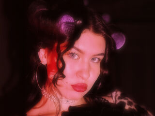 cam girl masturbating LarondaSuitt