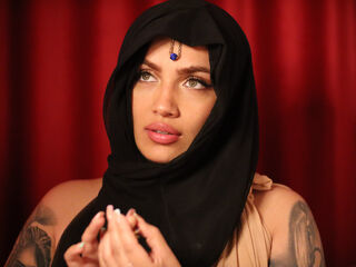 adult web cam LuciaLyone