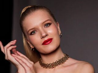 fingering webcamgirl MarkHarkrider