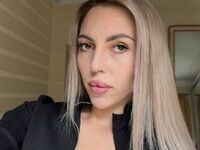 fingering webcam girl MelisaDee