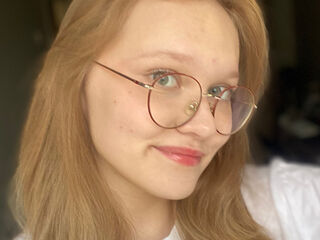 shaved pussy cam MicahCussins