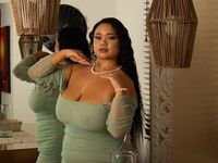 live chatroom NiaCorelli