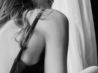 extreme cam picture RemaRoy