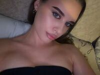 camgirl playing with sex toy RhiannonJumper