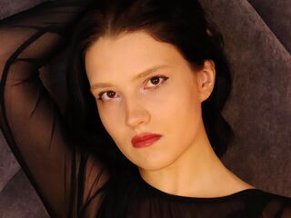 livesex picture RowenBenson