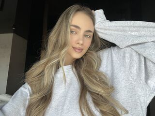 chat room live sex cam SaraLinton