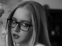 adult live cam SheliaEdwards