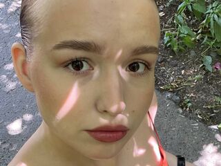 masturbating girl SusannahBuffalo